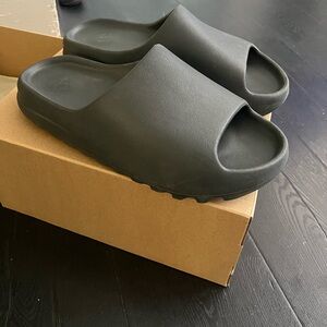 Black Yeezy slides